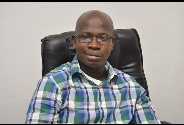 President Buhari Mourns With Media Industry Over Passing Of New Telegraph Editor, Waheed Bakare