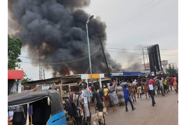 Ogbeogonogo Market In Delta Gutted By Fire