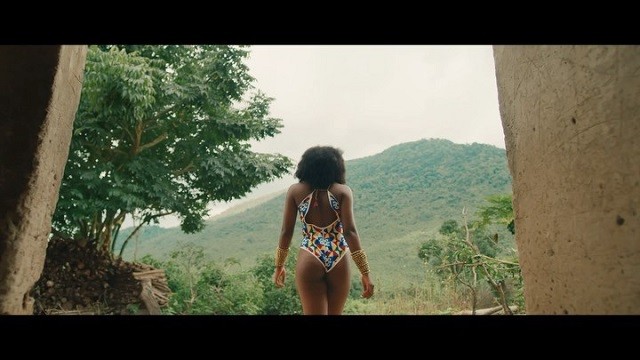 MP4: Looking Nyash by Flavour (Official Video)