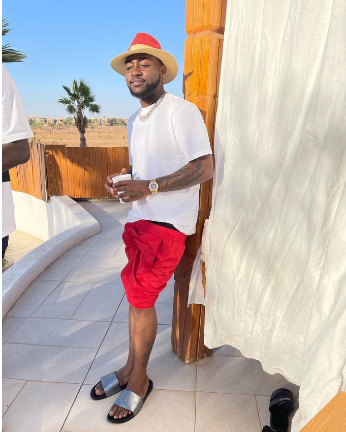 Davido receives N33M cash gift in two hours, aims for N100M ahead of 29th birthday