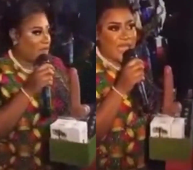 Actress Nkechi Blessing Sunday gifts dildos to single ladies at her mum’s one year remembrance ceremony (video)