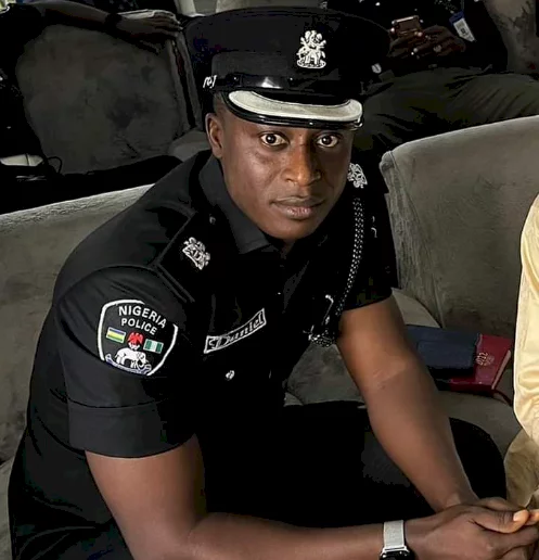 Policeman who rejected $200,000 bribe from robbers honored by ICPC