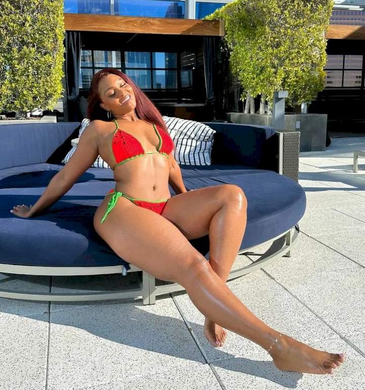 Actress Osas Ighodaro flaunts her curves in sexy bikini photos